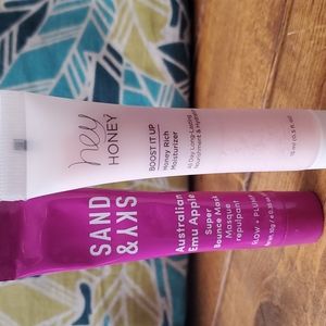 💅🏻Beauty bundle! Sand & Sky Super Bounce Mask, Hey Honey Moisturizer +free bag